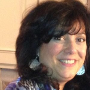 Meet your Posher, Lorraine